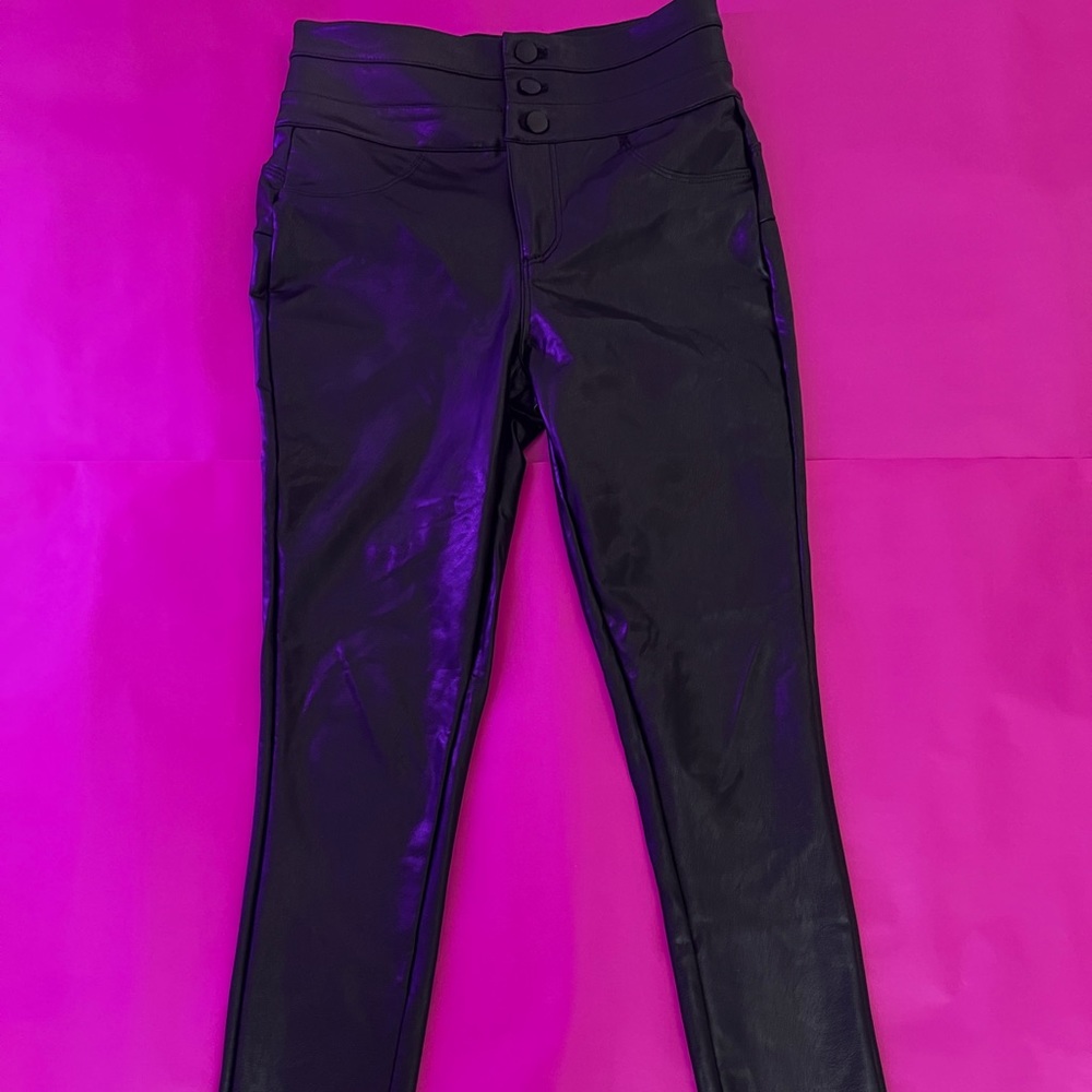 FASHIONNOVA LEATHER PANTS